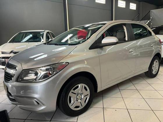 CHEVROLET ONIX 1.0 MPFI LT 8V FLEX 4P MANUAL